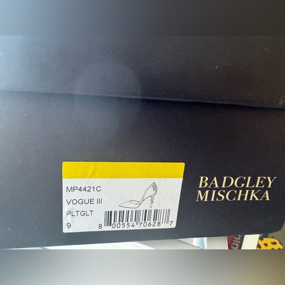 Badgley Mischka Glittering Gold Heels - Picture 11 of 11